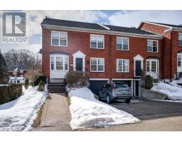 4 COUNTRY CLUB PLACE, Brockville, Ontario