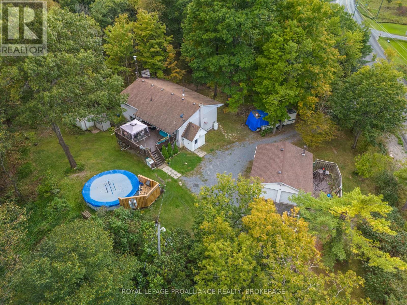 1911 Ormsbee Road, South Frontenac, Ontario  K0H 1H0 - Photo 15 - X12012136