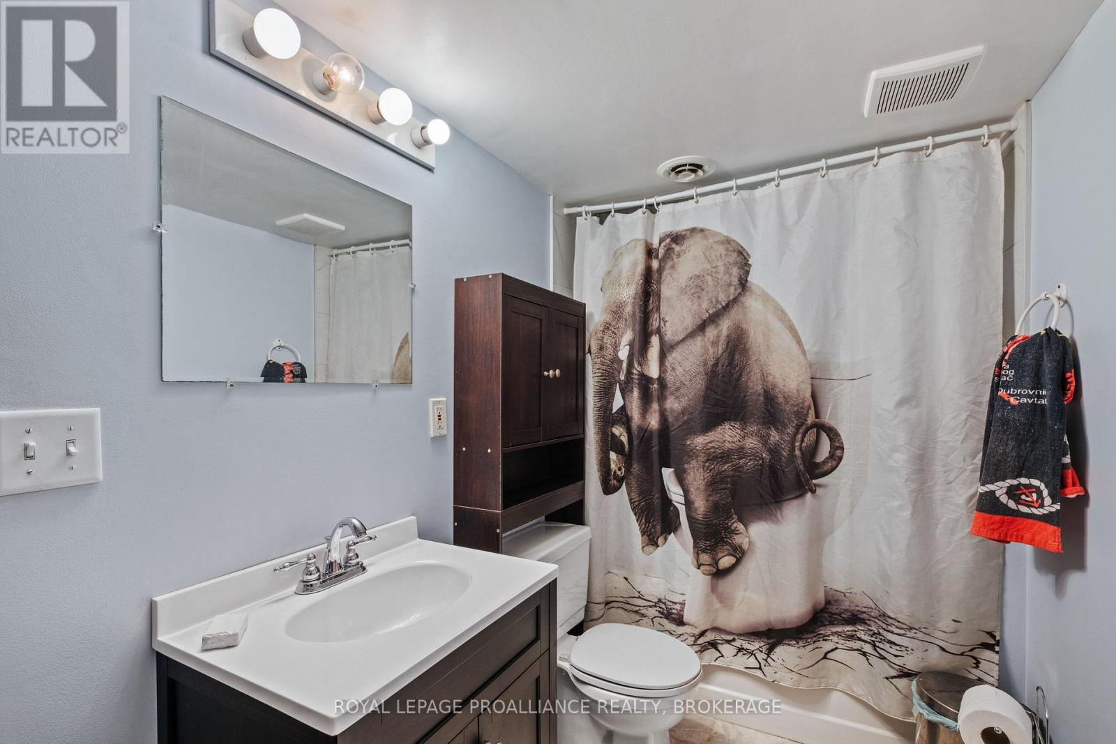 1911 Ormsbee Road, South Frontenac, Ontario  K0H 1H0 - Photo 40 - X12012136