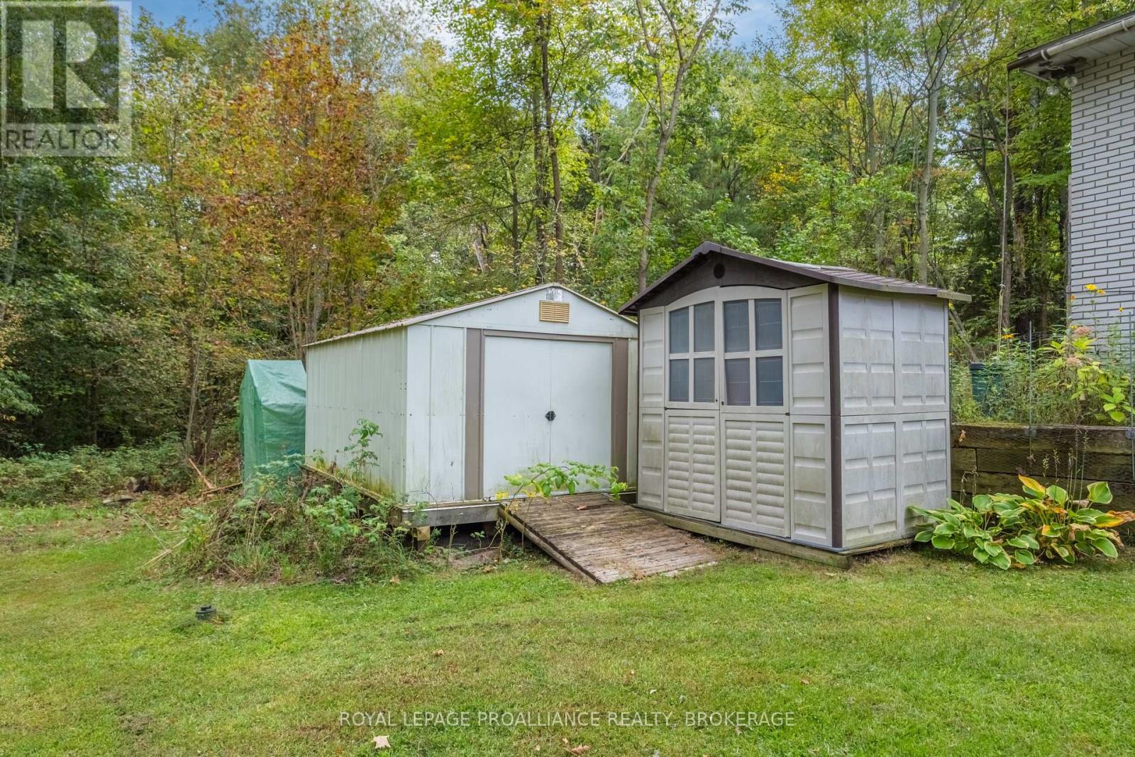 1911 Ormsbee Road, South Frontenac, Ontario  K0H 1H0 - Photo 6 - X12012136