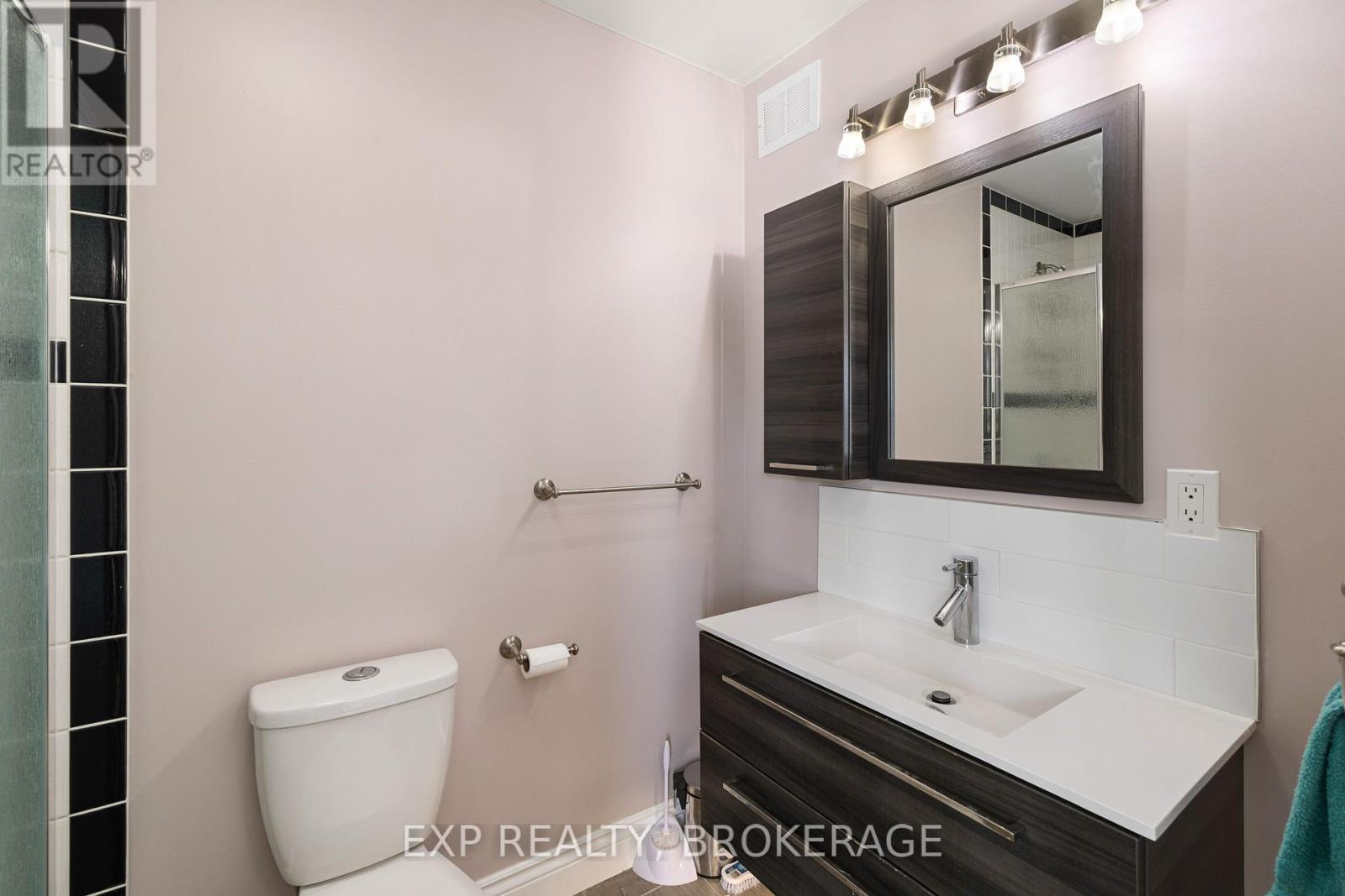 118 Napier Street, Kingston, Ontario  K7L 0B5 - Photo 26 - X12016811