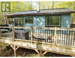 199 WEST DEVIL LAKE LANE, Frontenac, Ontario