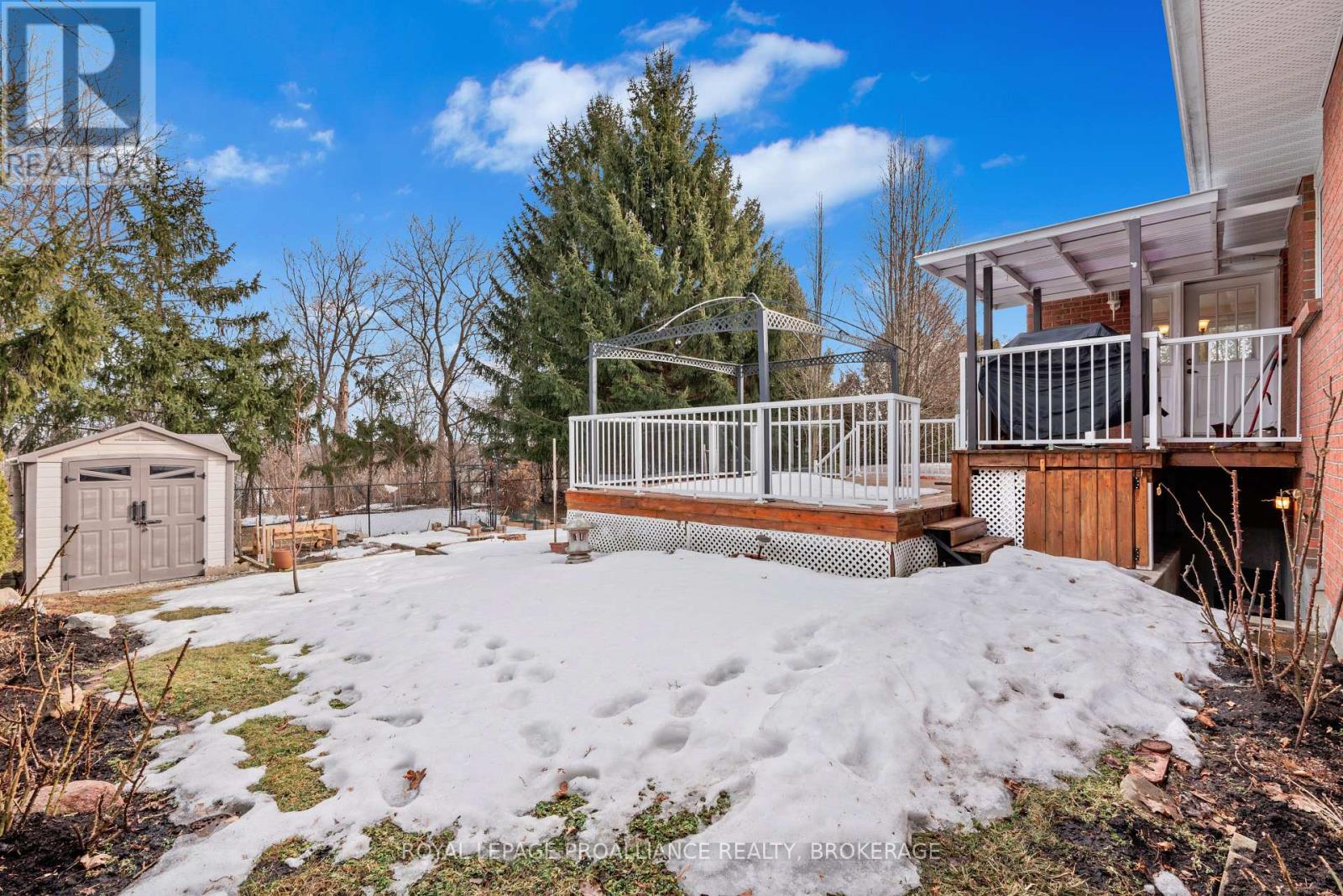 254 Friarhill Crescent, Kingston, Ontario  K7M 8P4 - Photo 40 - X12021253