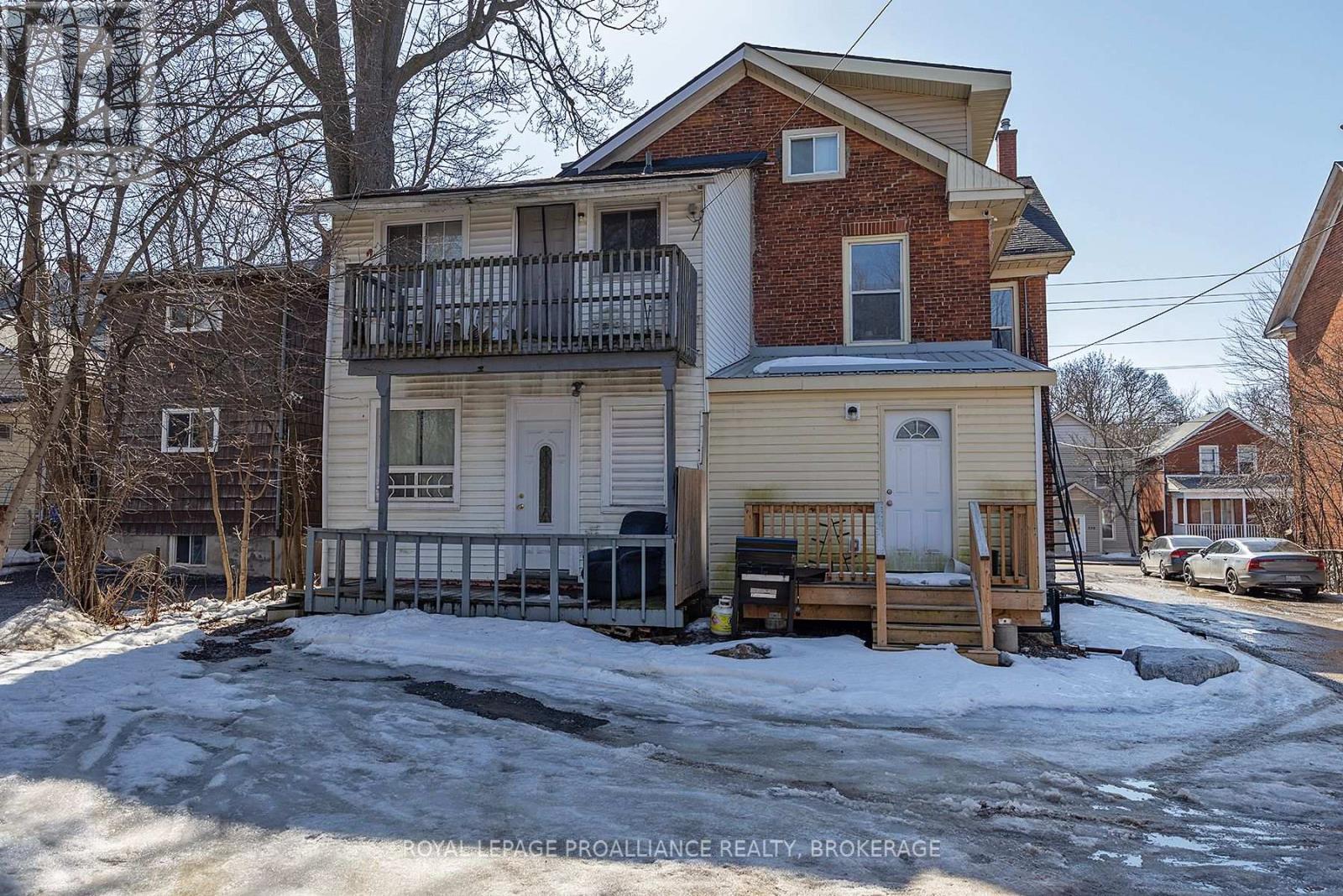 521 Johnson Street, Kingston, Ontario  K7L 1Z7 - Photo 4 - X12023499