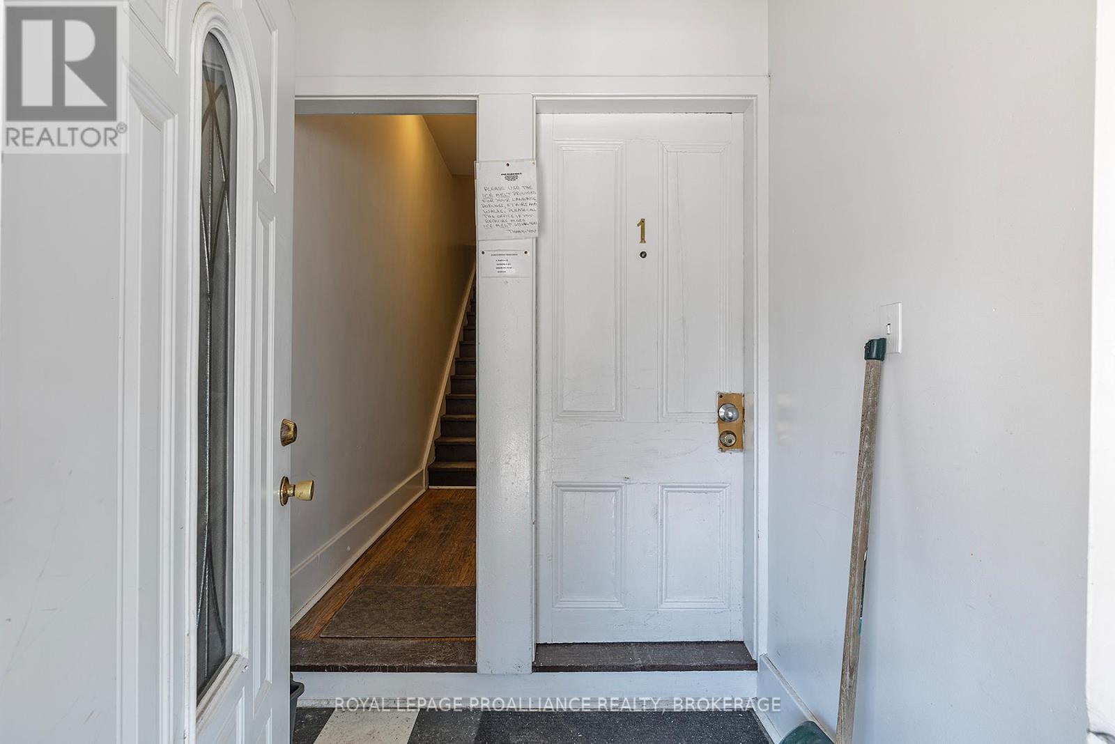 521 Johnson Street, Kingston, Ontario  K7L 1Z7 - Photo 6 - X12023499