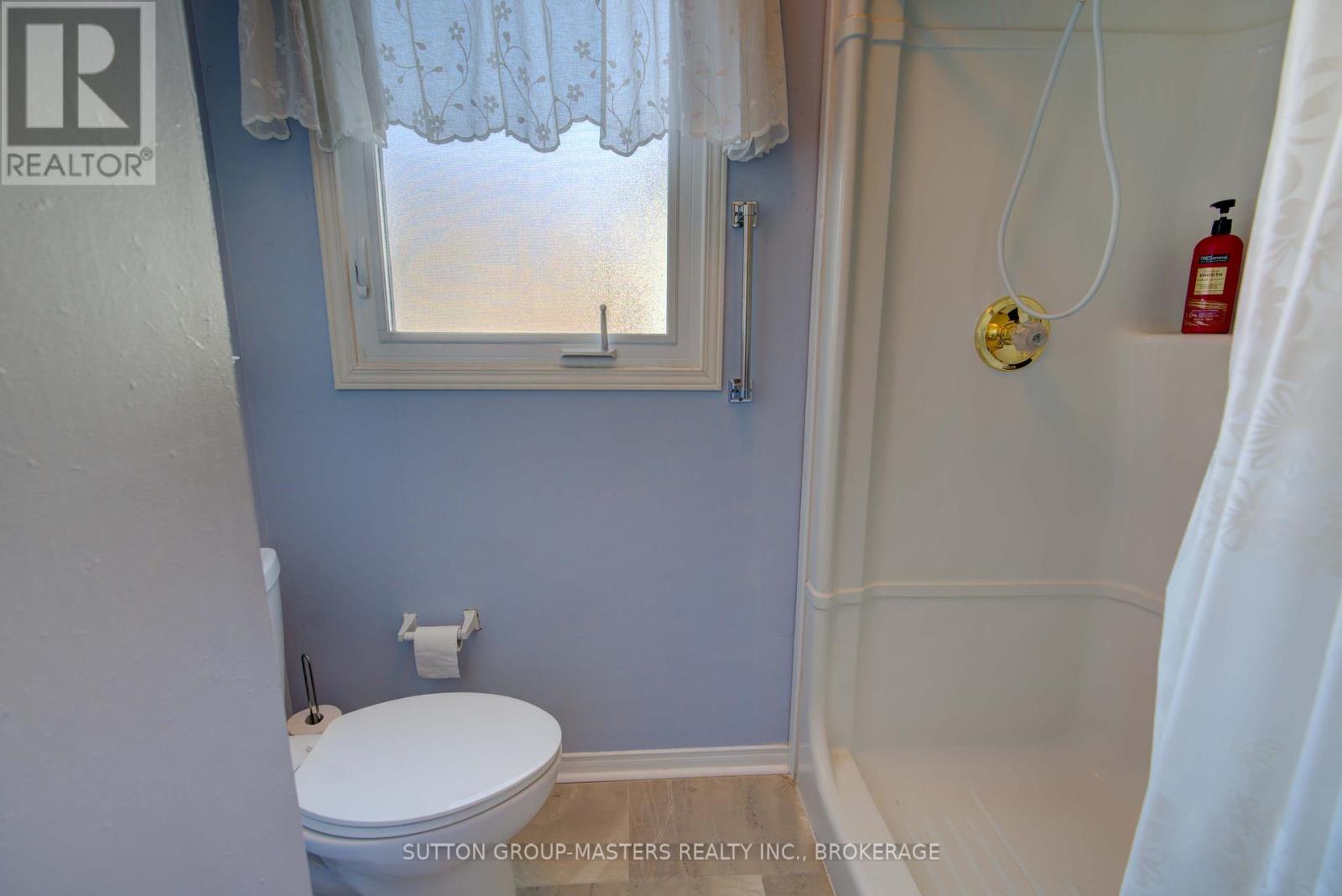 11 Hawley Court, Loyalist, Ontario  K0H 1G0 - Photo 9 - X12023766