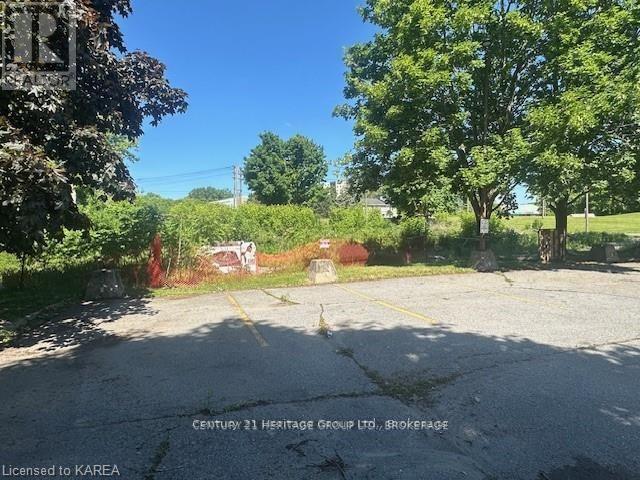20 Village Drive, Kingston, Ontario  K7K 6K6 - Photo 2 - X12025478