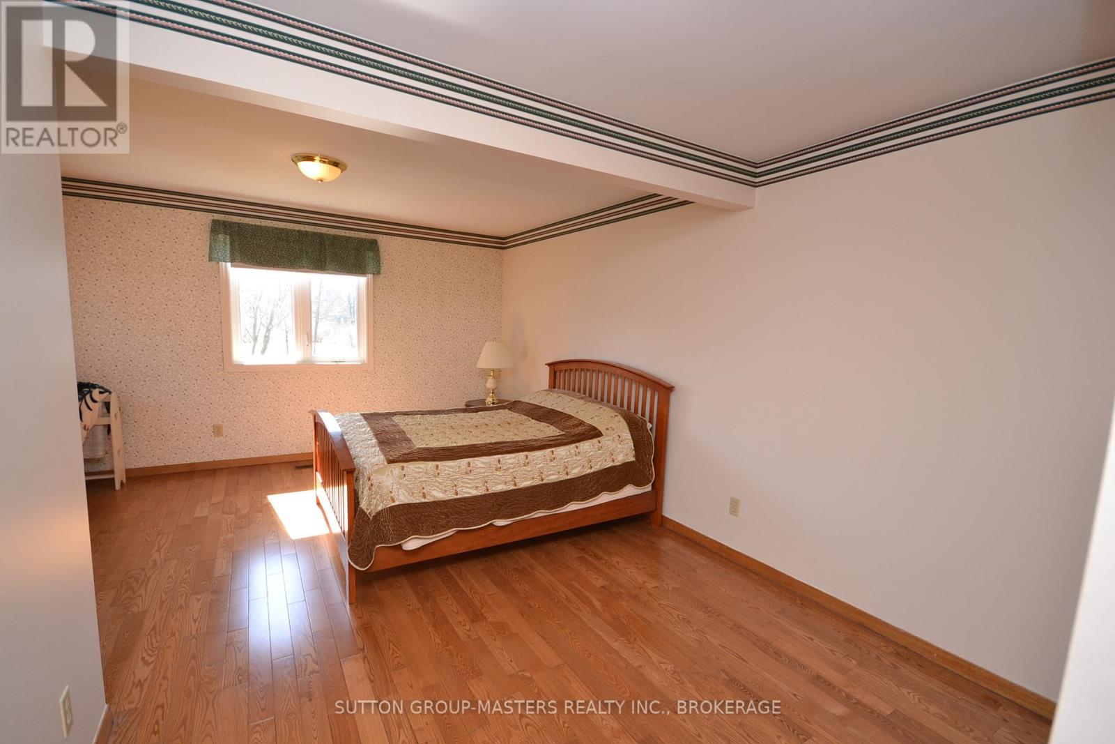 245 Arnold Street, Kingston, Ontario  K7M 3M4 - Photo 13 - X12032351