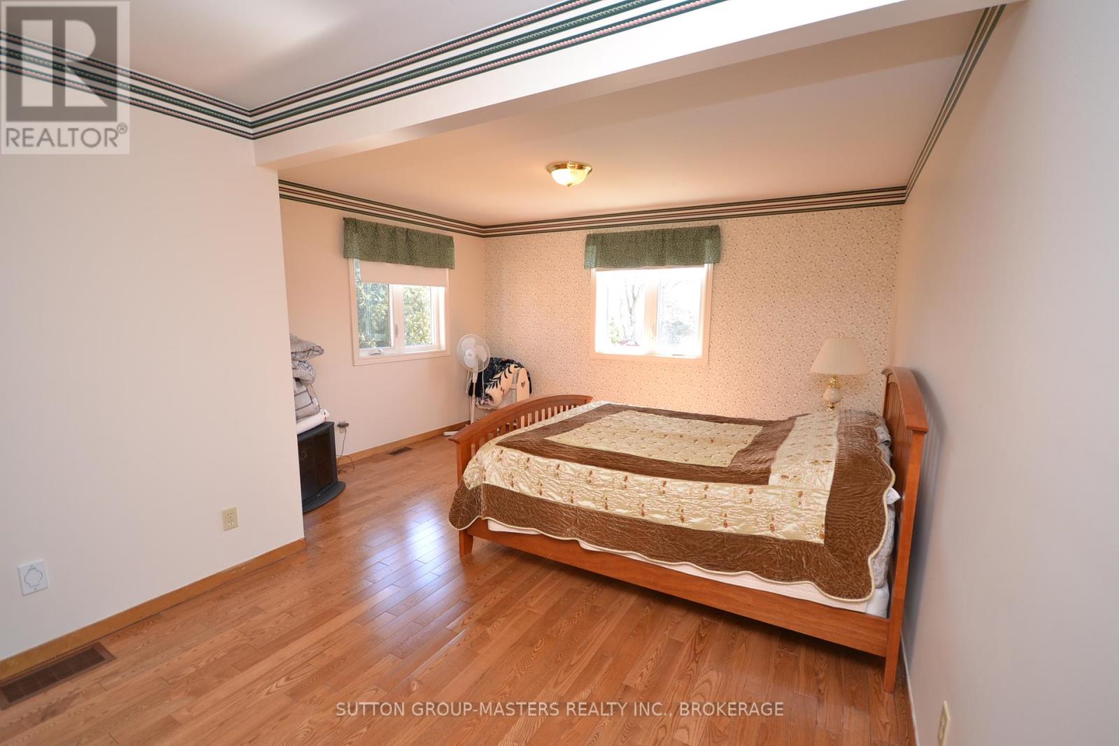 245 Arnold Street, Kingston, Ontario  K7M 3M4 - Photo 14 - X12032351