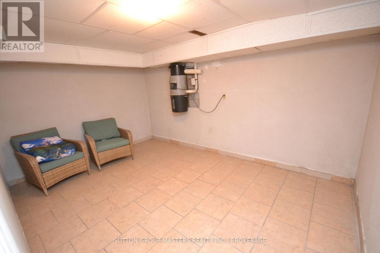 245 Arnold Street, Kingston, Ontario  K7M 3M4 - Photo 27 - X12032351