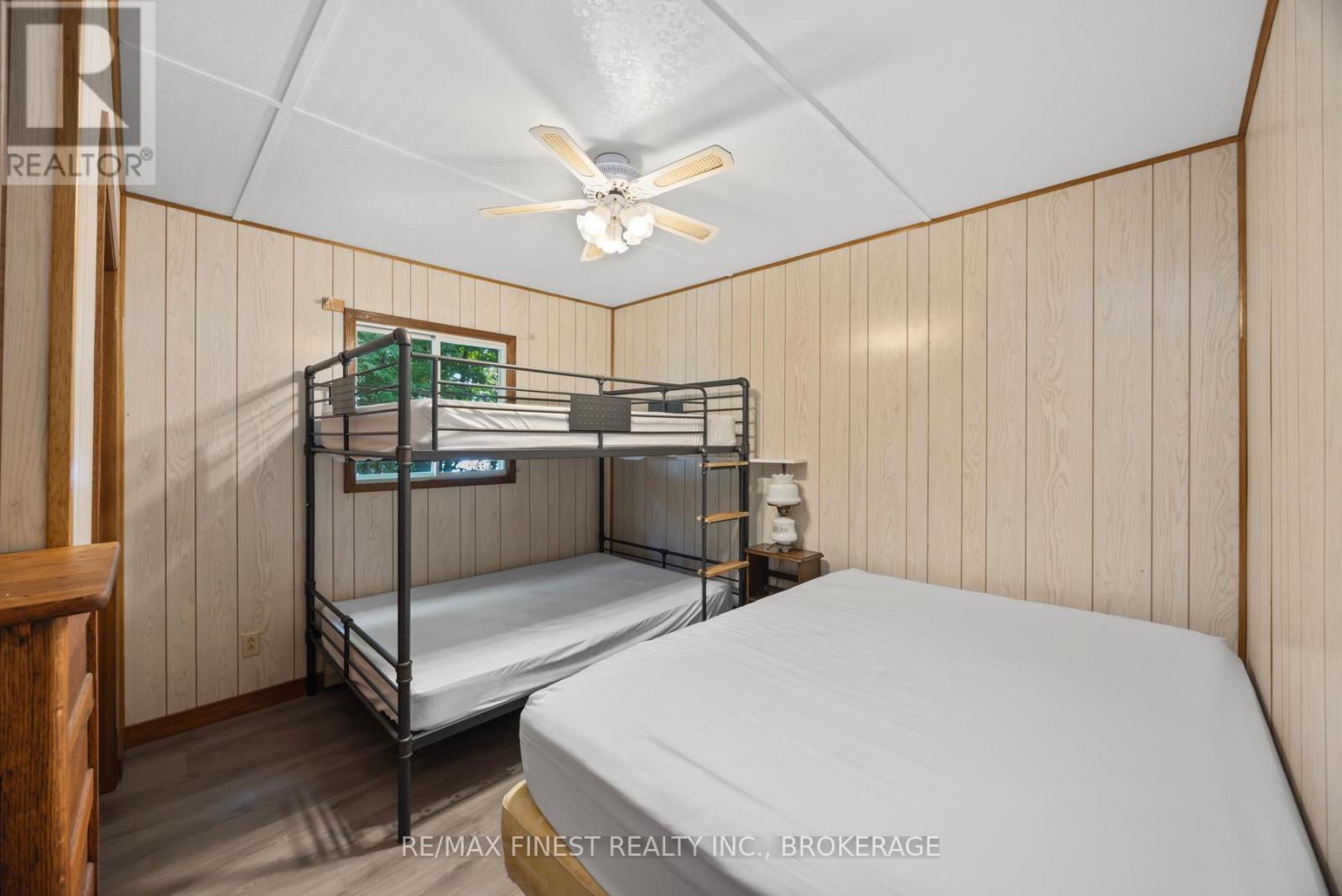805 Burns Lane, Frontenac, Ontario  K0H 1T0 - Photo 10 - X12033996