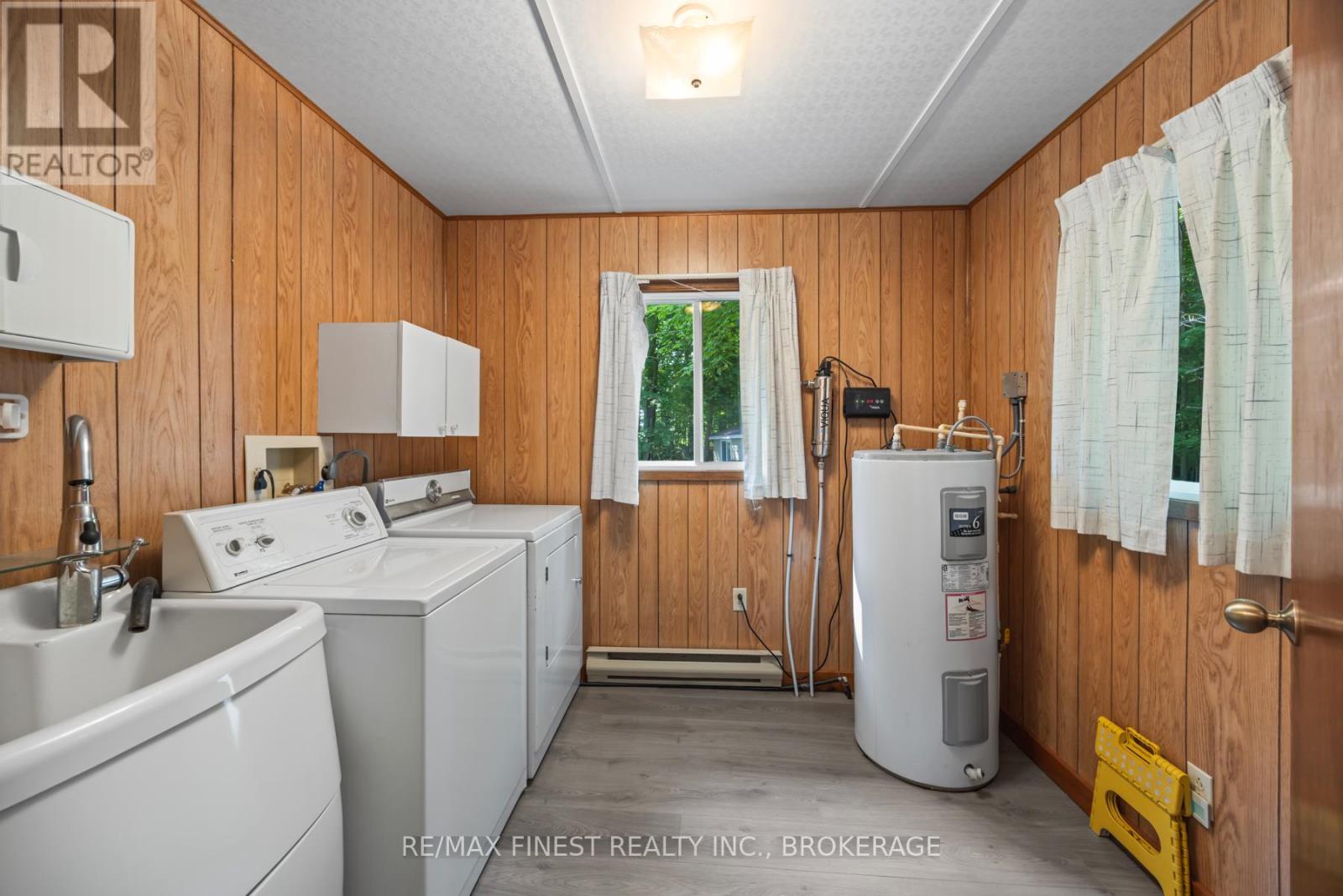 805 Burns Lane, Frontenac, Ontario  K0H 1T0 - Photo 12 - X12033996