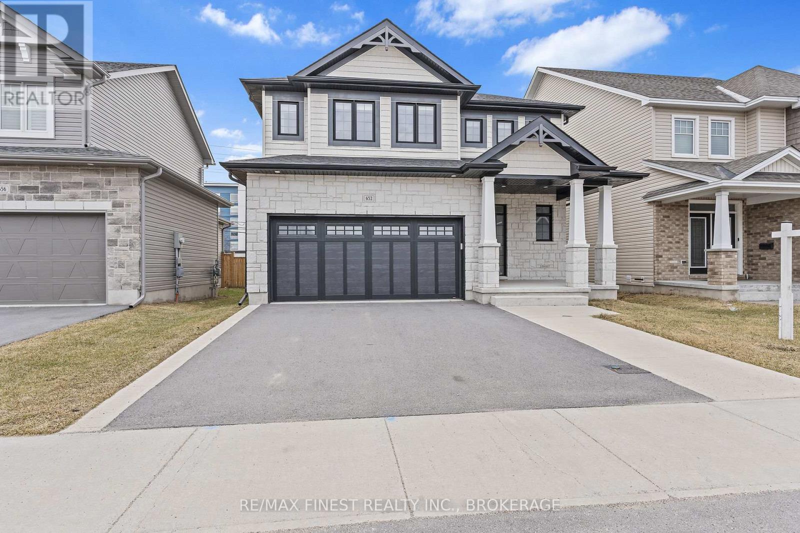 652 Halloway Drive, Kingston, Ontario  K7K 0H4 - Photo 2 - X12034043