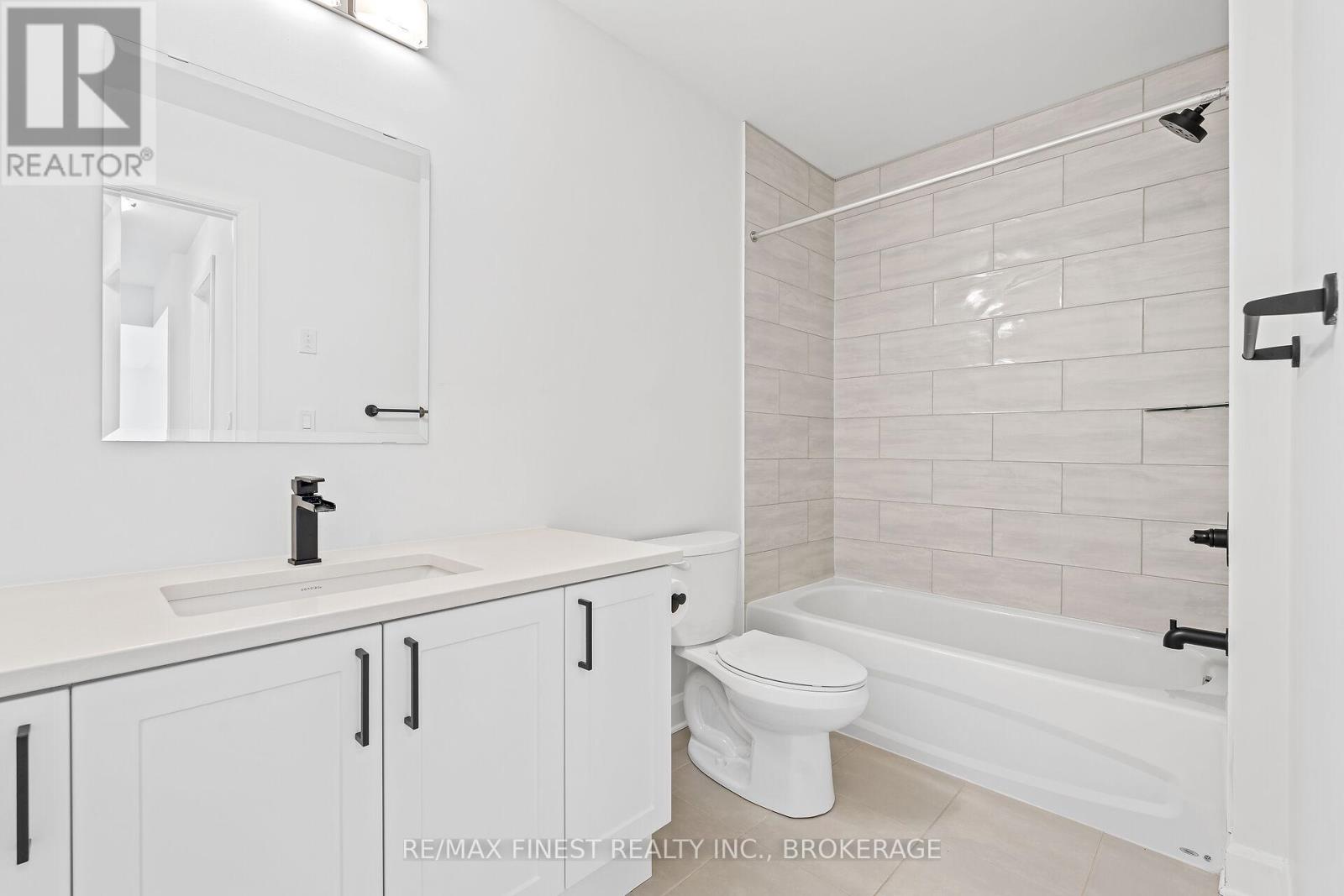 652 Halloway Drive, Kingston, Ontario  K7K 0H4 - Photo 33 - X12034043