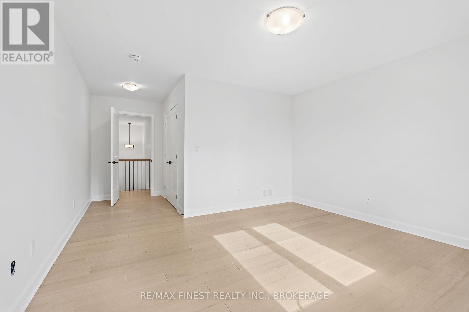 652 Halloway Drive, Kingston, Ontario  K7K 0H4 - Photo 35 - X12034043