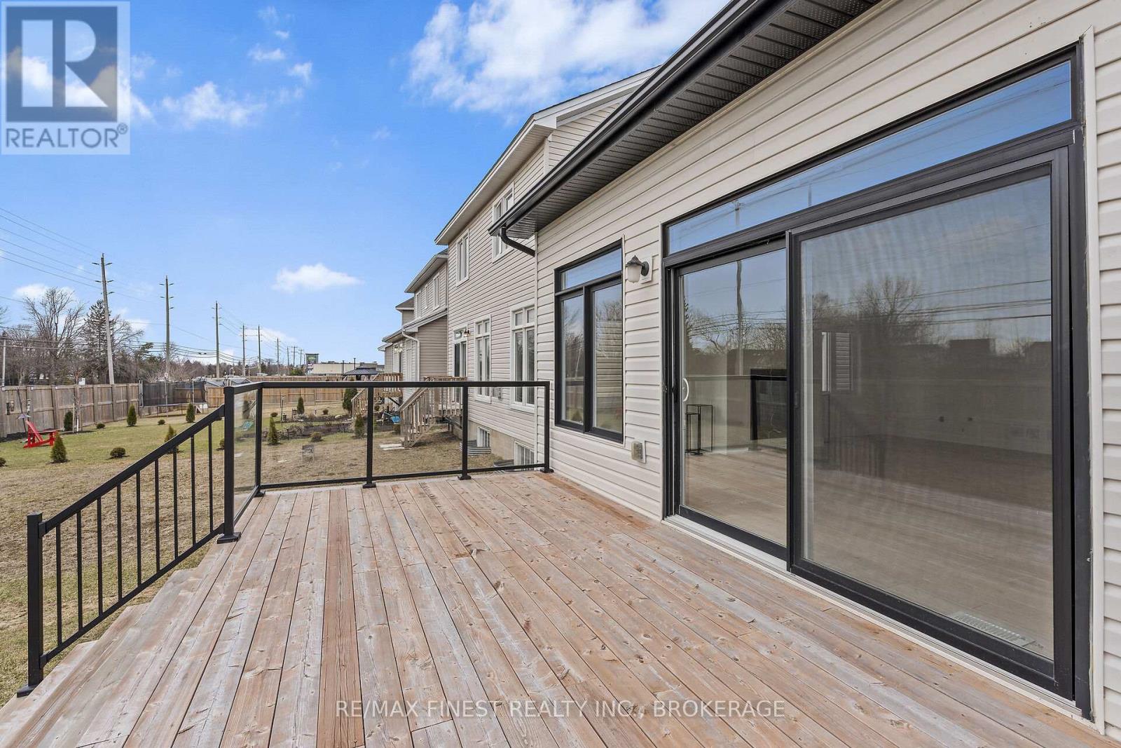 652 Halloway Drive, Kingston, Ontario  K7K 0H4 - Photo 46 - X12034043