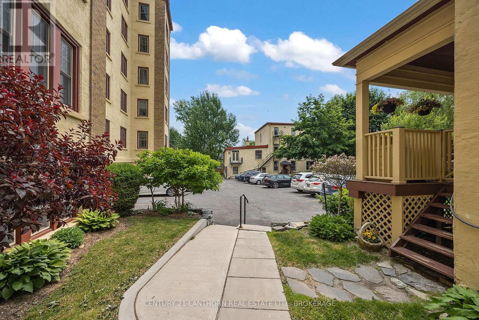 201 - 67 Sydenham Street, Kingston, Ontario  K7L 3H2 - Photo 5 - X12037101