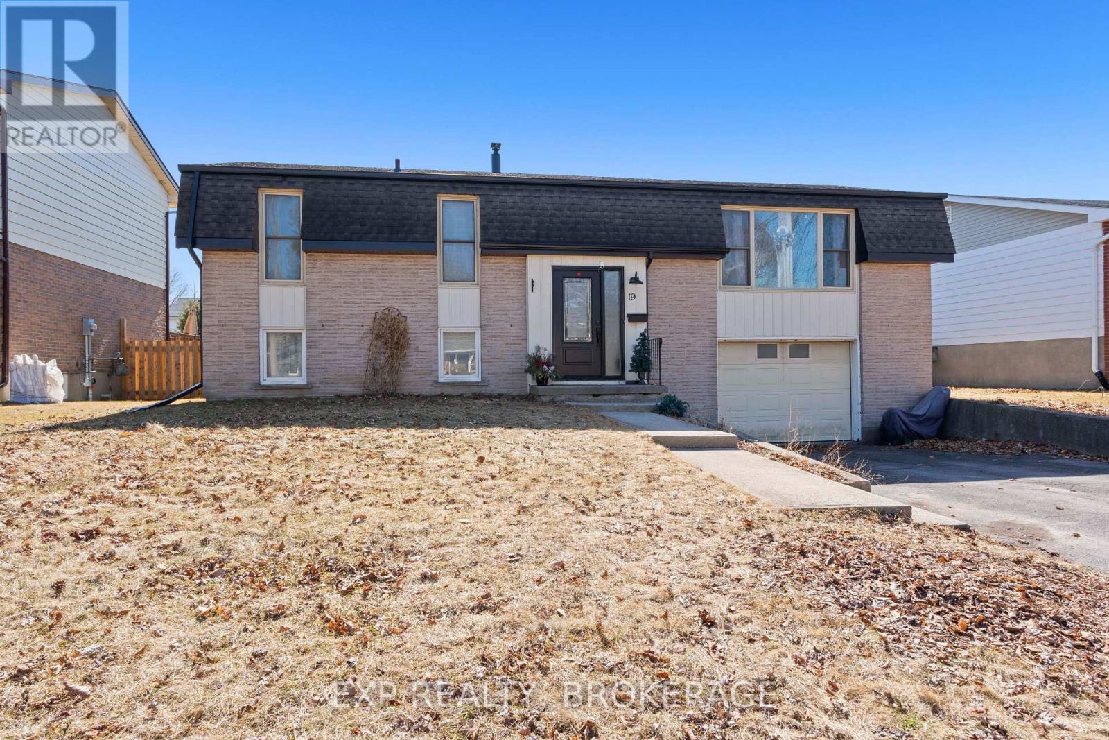 19 MORTENSEN DRIVE, Loyalist, Ontario