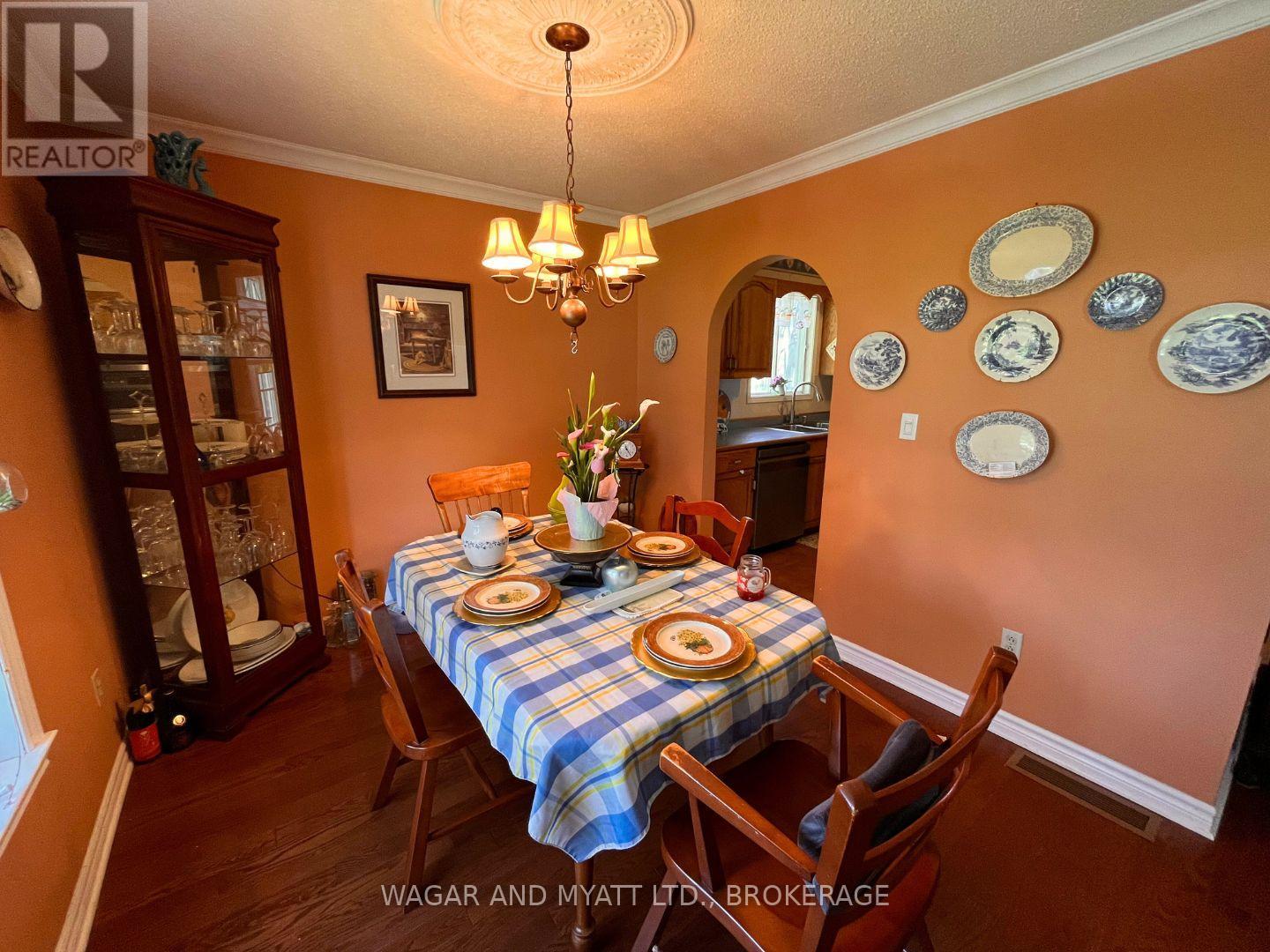 63 Southwood Crescent N, Greater Napanee, Ontario  K7R 3L2 - Photo 12 - X12041053