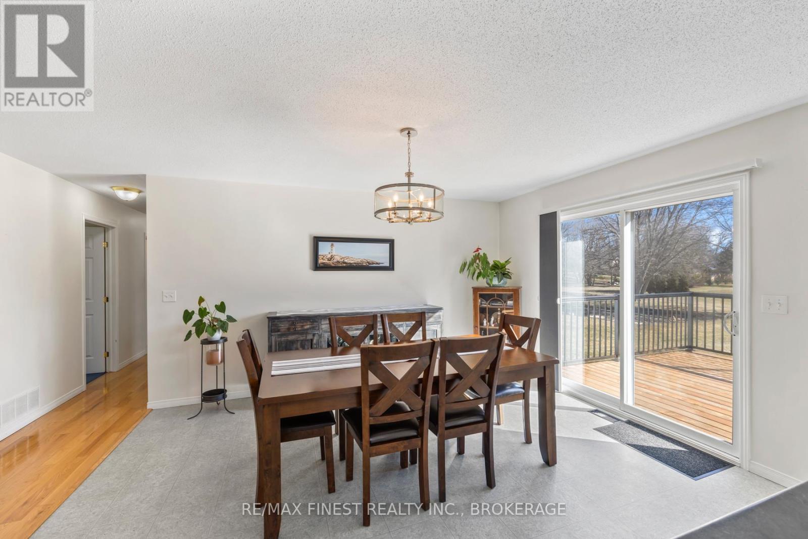 4360 Ashwood Drive, Frontenac, Ontario  K0H 2T0 - Photo 9 - X12042404