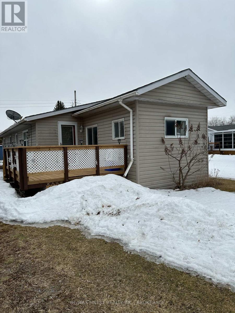 4425 FRONT STREET, South Frontenac, Ontario