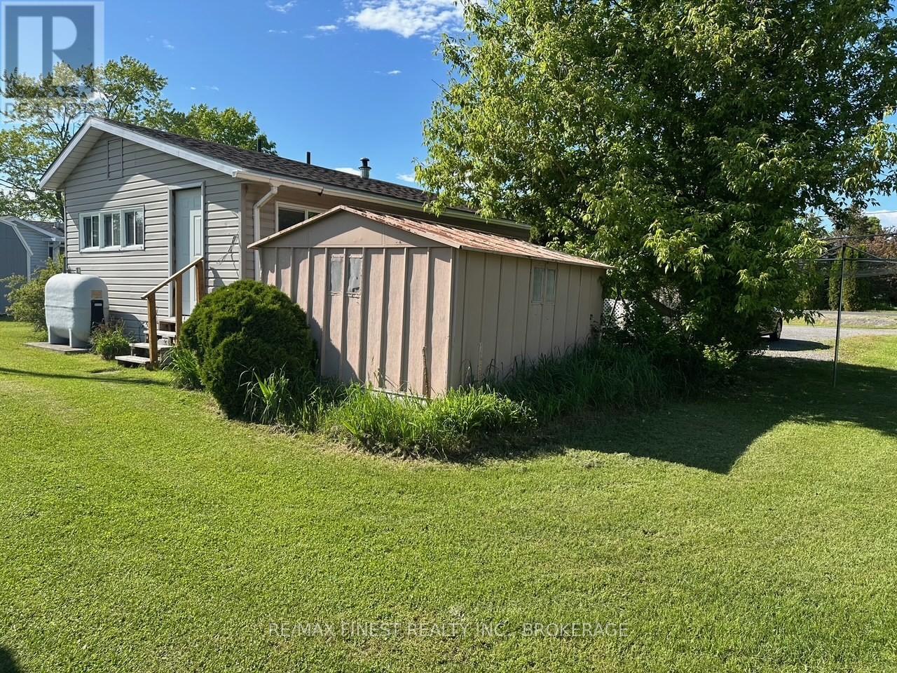 4425 Front Street, Frontenac, Ontario  K0H 2W0 - Photo 14 - X12042486