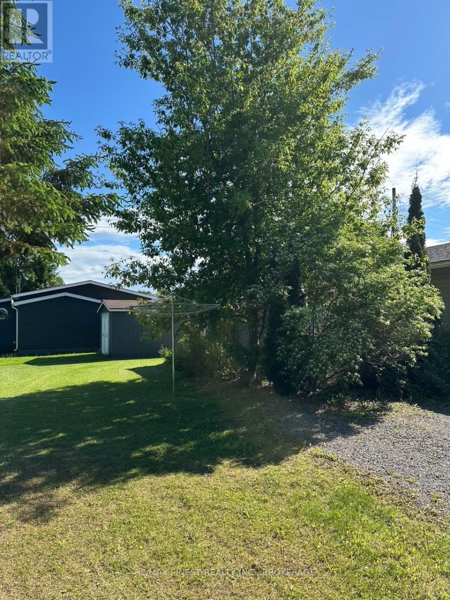 4425 Front Street, Frontenac, Ontario  K0H 2W0 - Photo 3 - X12042486