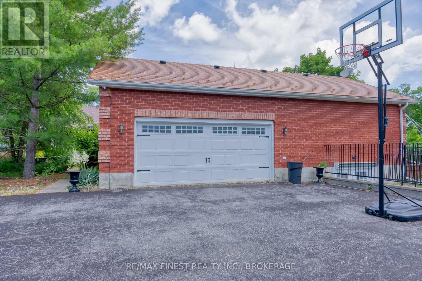 13382 Road 38, Central Frontenac, Ontario  K0H 2P0 - Photo 2 - X12042881
