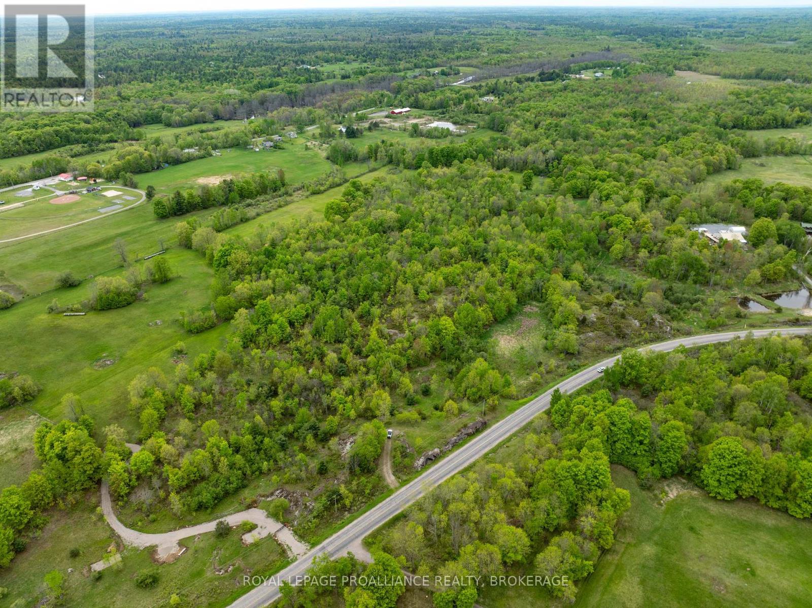 1147 Long Lake Road, Central Frontenac, Ontario  K0H 2K0 - Photo 10 - X12048723