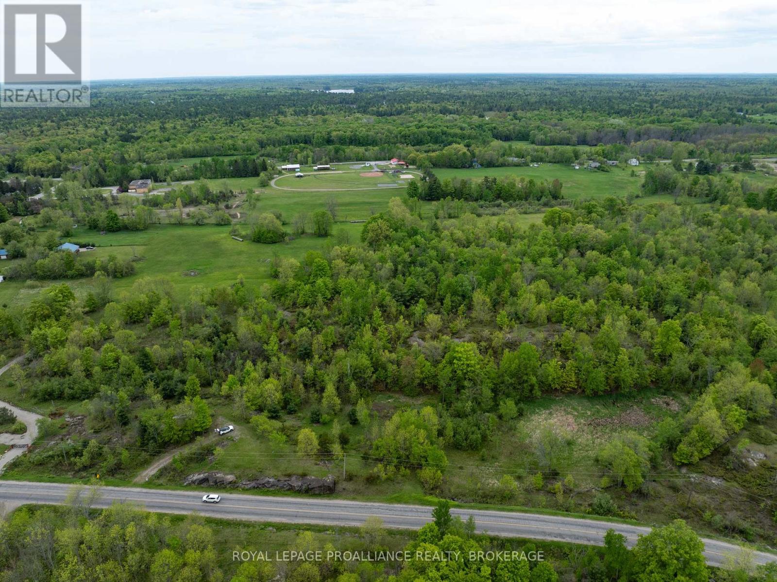 1147 Long Lake Road, Central Frontenac, Ontario  K0H 2K0 - Photo 3 - X12048723