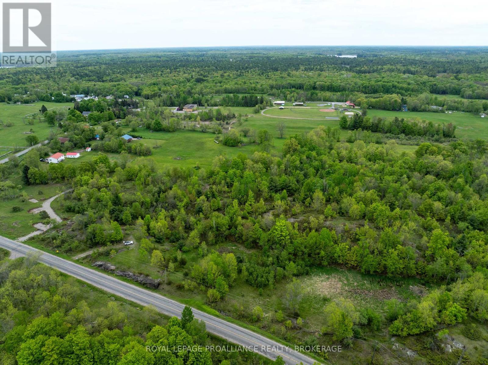1147 Long Lake Road, Central Frontenac, Ontario  K0H 2K0 - Photo 4 - X12048723