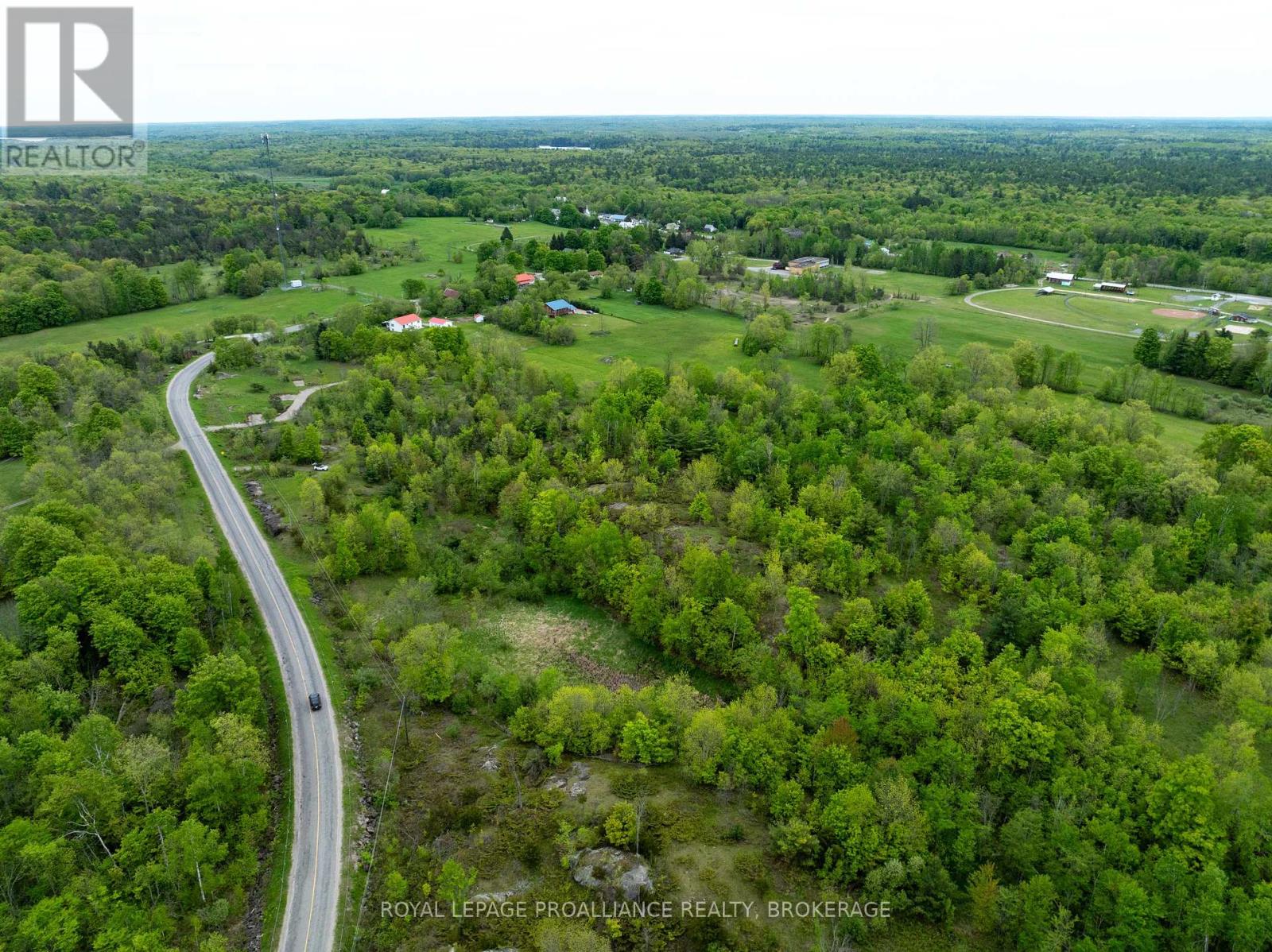 1147 Long Lake Road, Central Frontenac, Ontario  K0H 2K0 - Photo 7 - X12048723