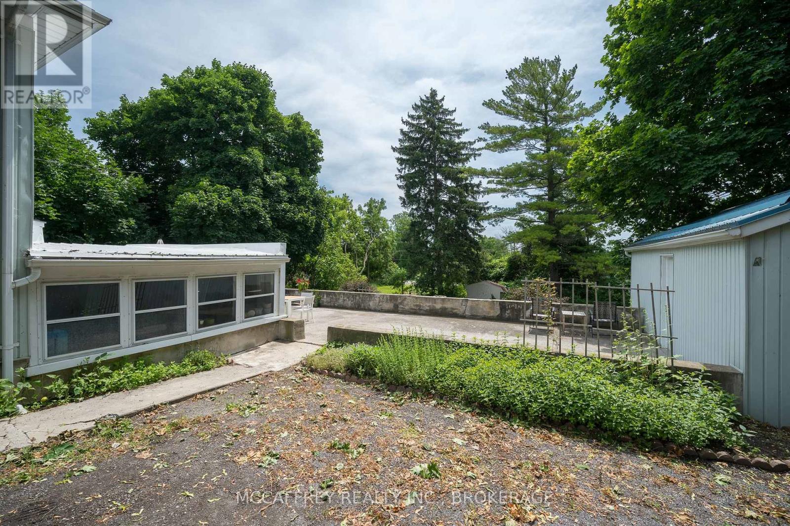 332 Main Street, Deseronto, Ontario  K0K 1X0 - Photo 33 - X12053196
