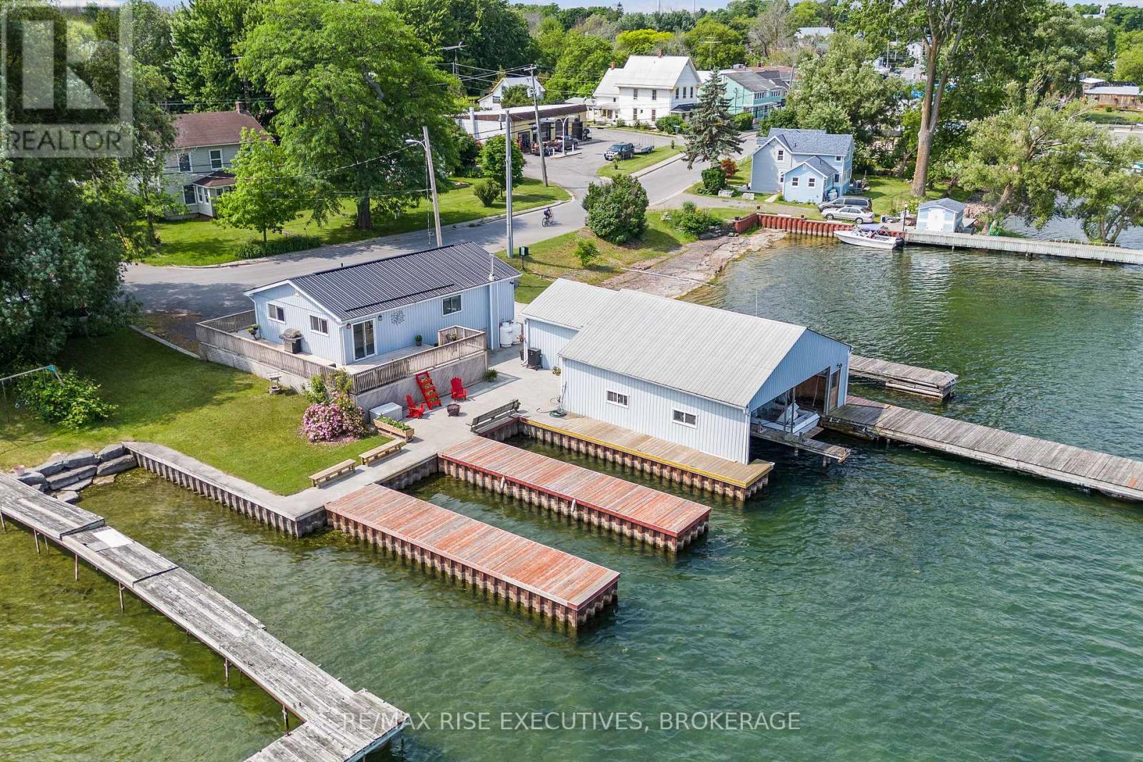 1266 HIGHWAY 96, Frontenac Islands, Ontario