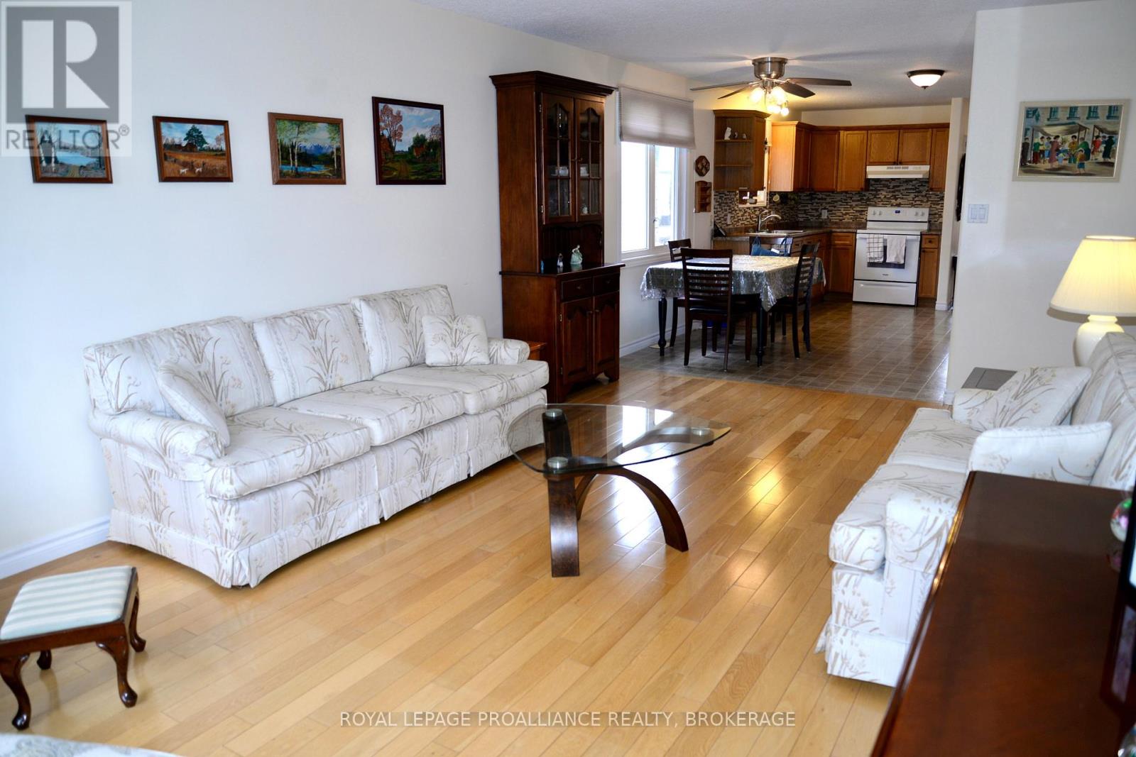 752 Tanner Drive, Kingston, Ontario  K7M 9G7 - Photo 11 - X12056547