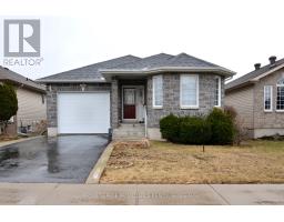 752 TANNER DRIVE, Kingston, Ontario