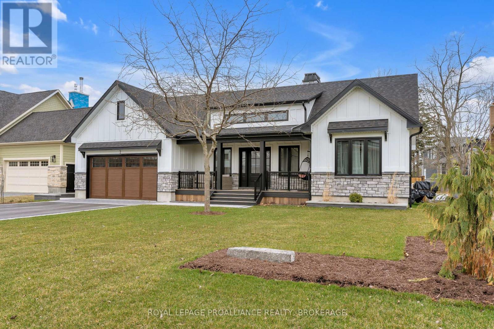 7 CRESCENT DRIVE, Kingston, Ontario