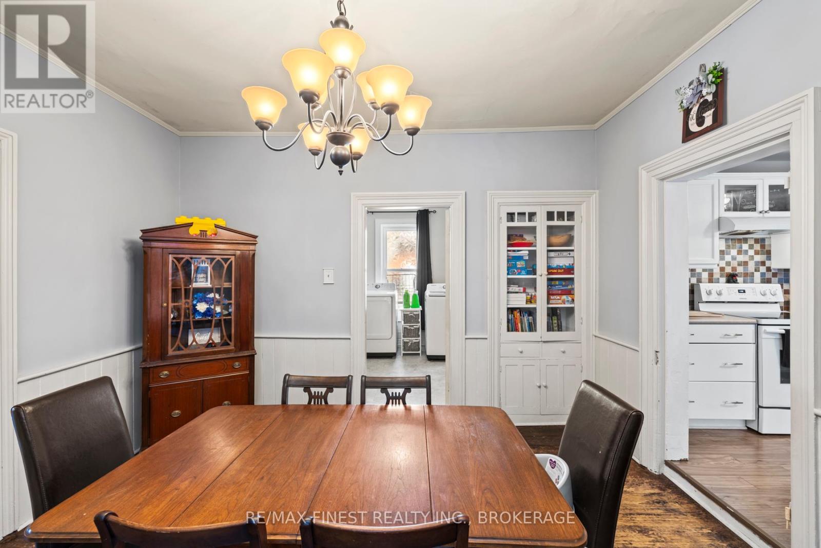 36 William Street, Rideau Lakes, Ontario  K0E 1G0 - Photo 10 - X12056762
