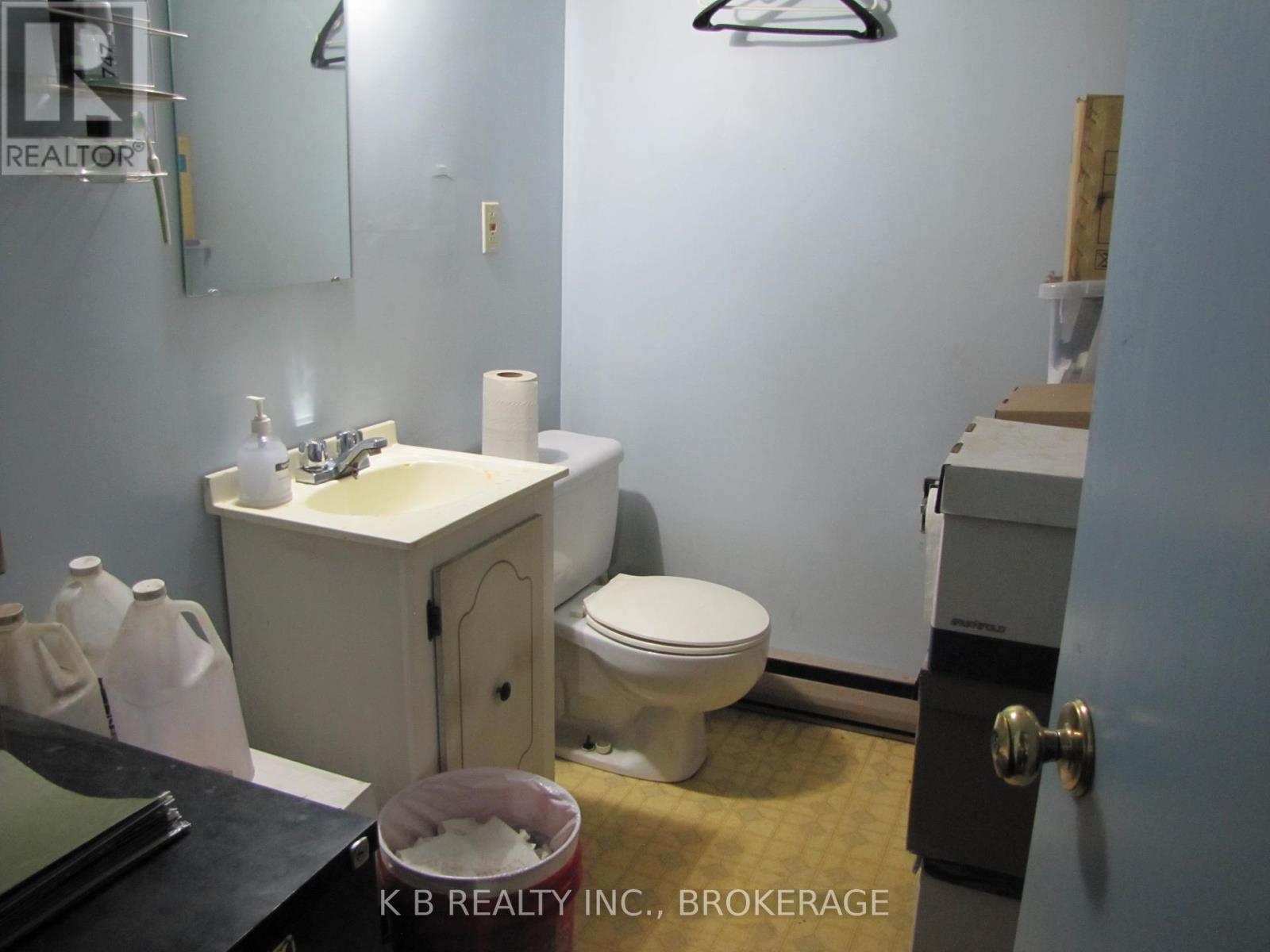 141 Industrial Boulevard, Greater Napanee, Ontario  K7R 3Z2 - Photo 12 - X12056844