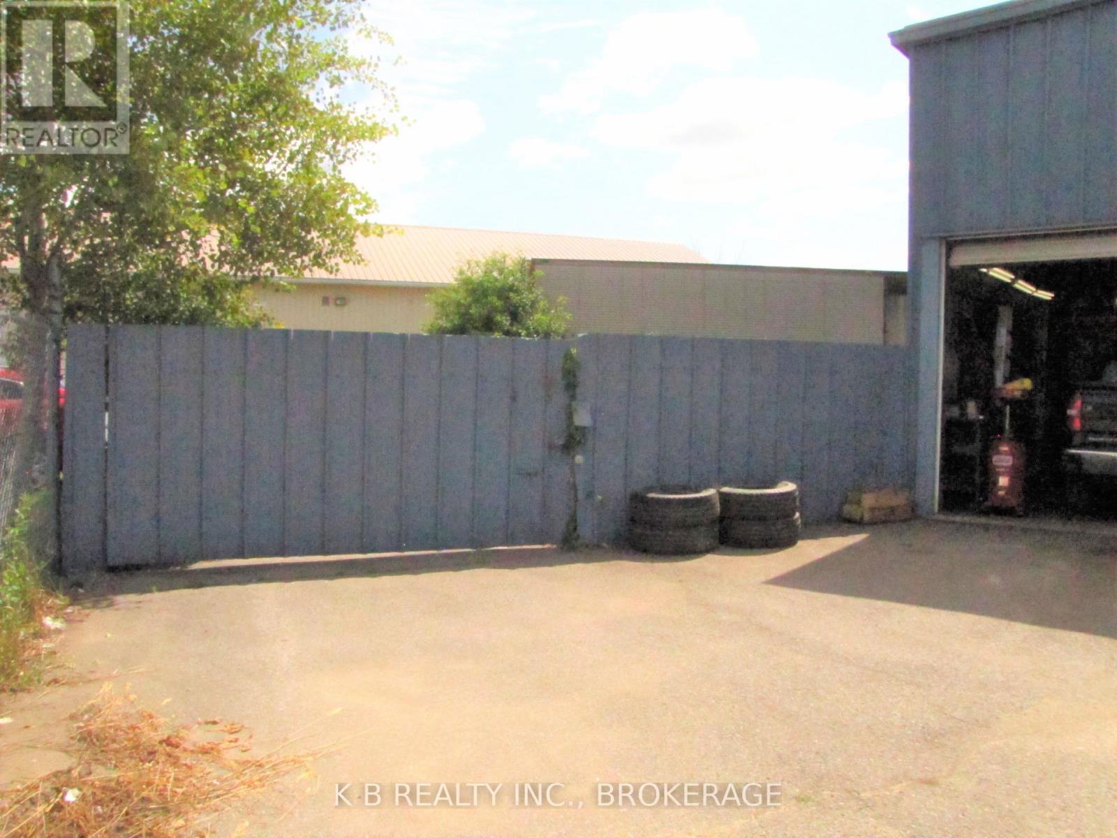 141 Industrial Boulevard, Greater Napanee, Ontario  K7R 3Z2 - Photo 21 - X12056844