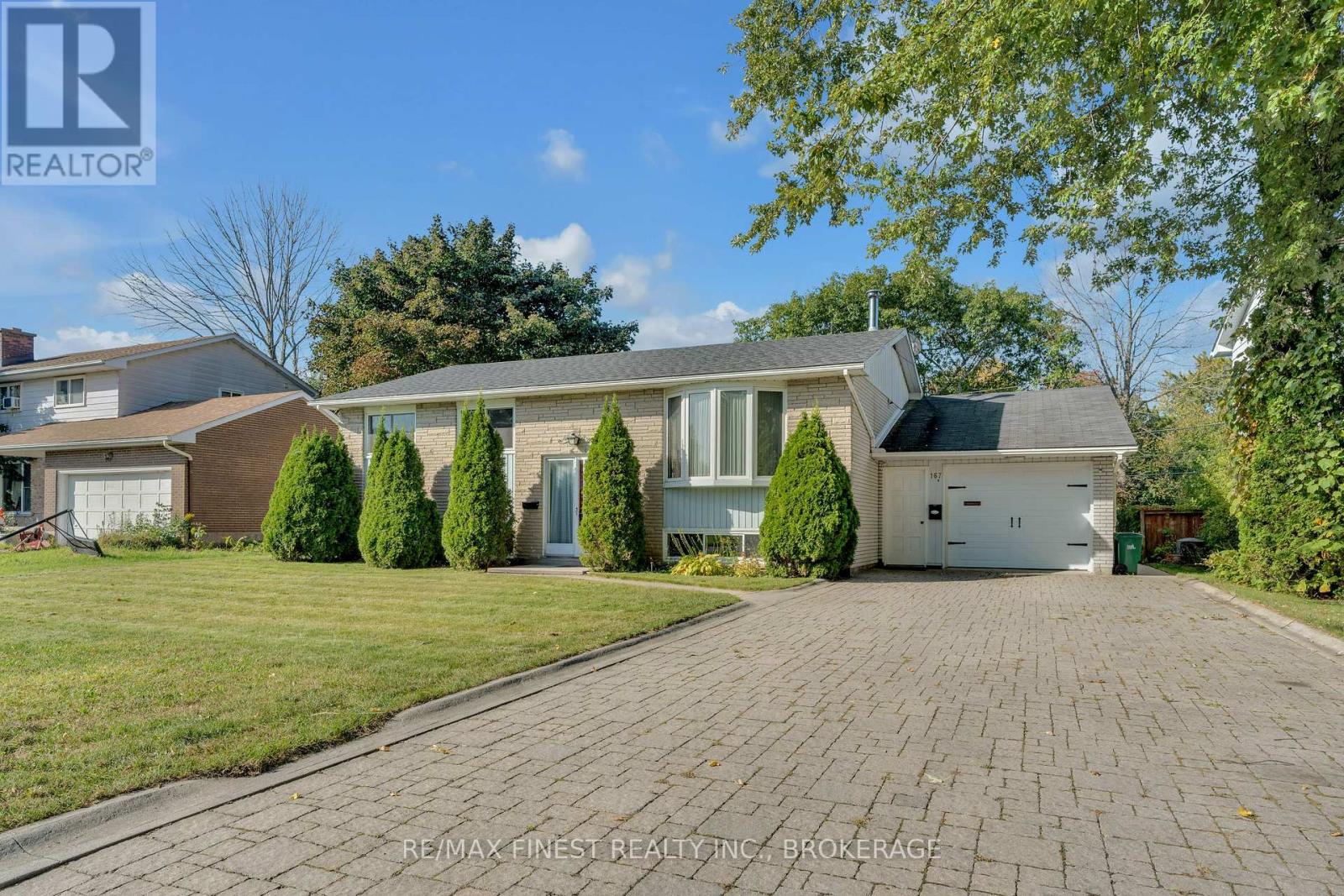 167 Sherman Street, Kingston, Ontario  K7M 4G9 - Photo 2 - X12057091