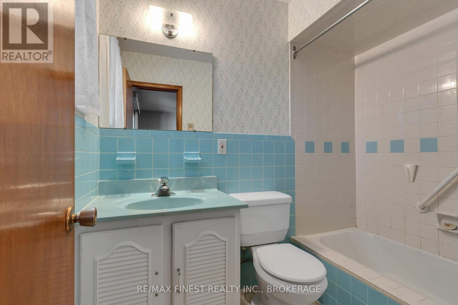 167 Sherman Street, Kingston, Ontario  K7M 4G9 - Photo 22 - X12057091