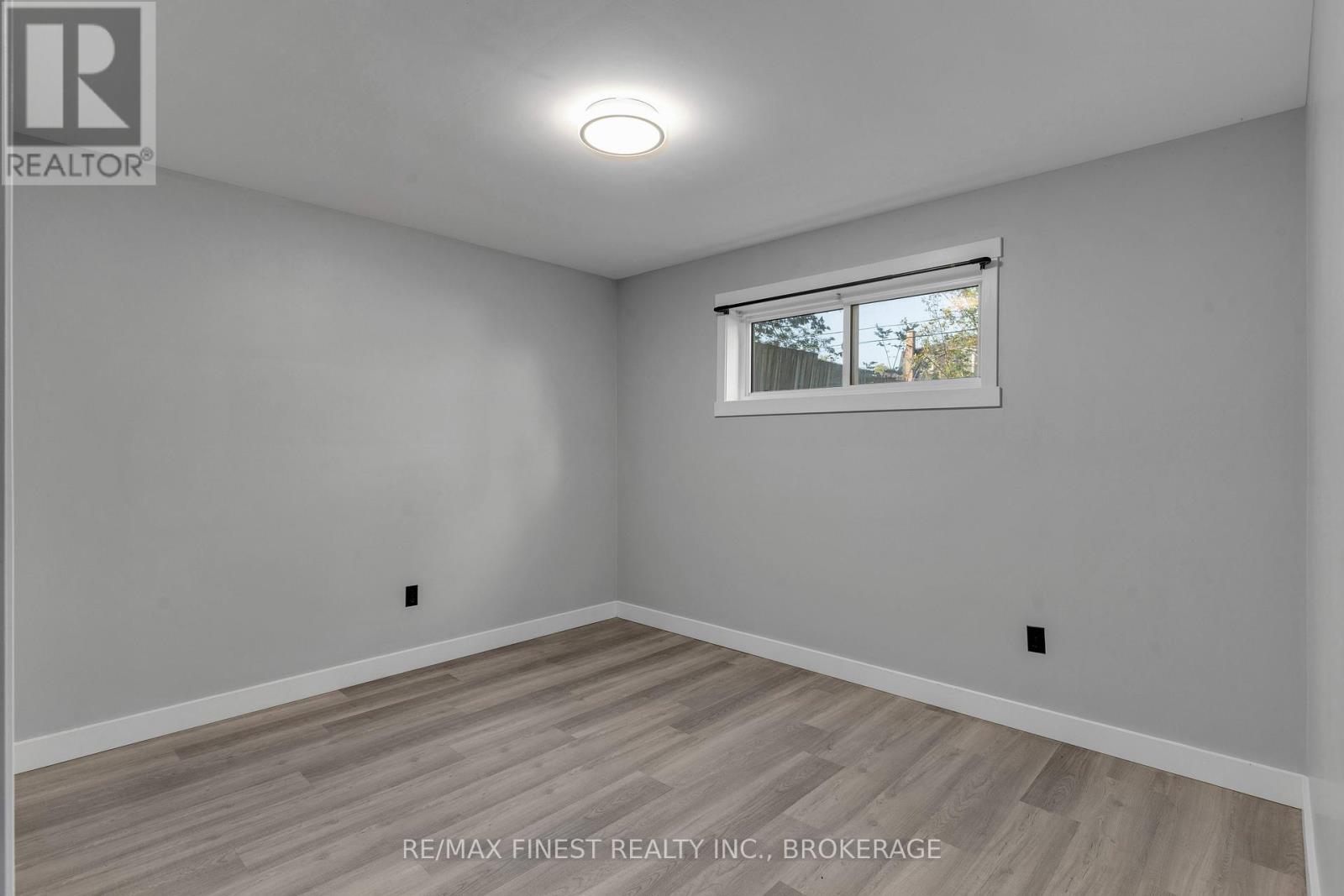 167 Sherman Street, Kingston, Ontario  K7M 4G9 - Photo 36 - X12057091