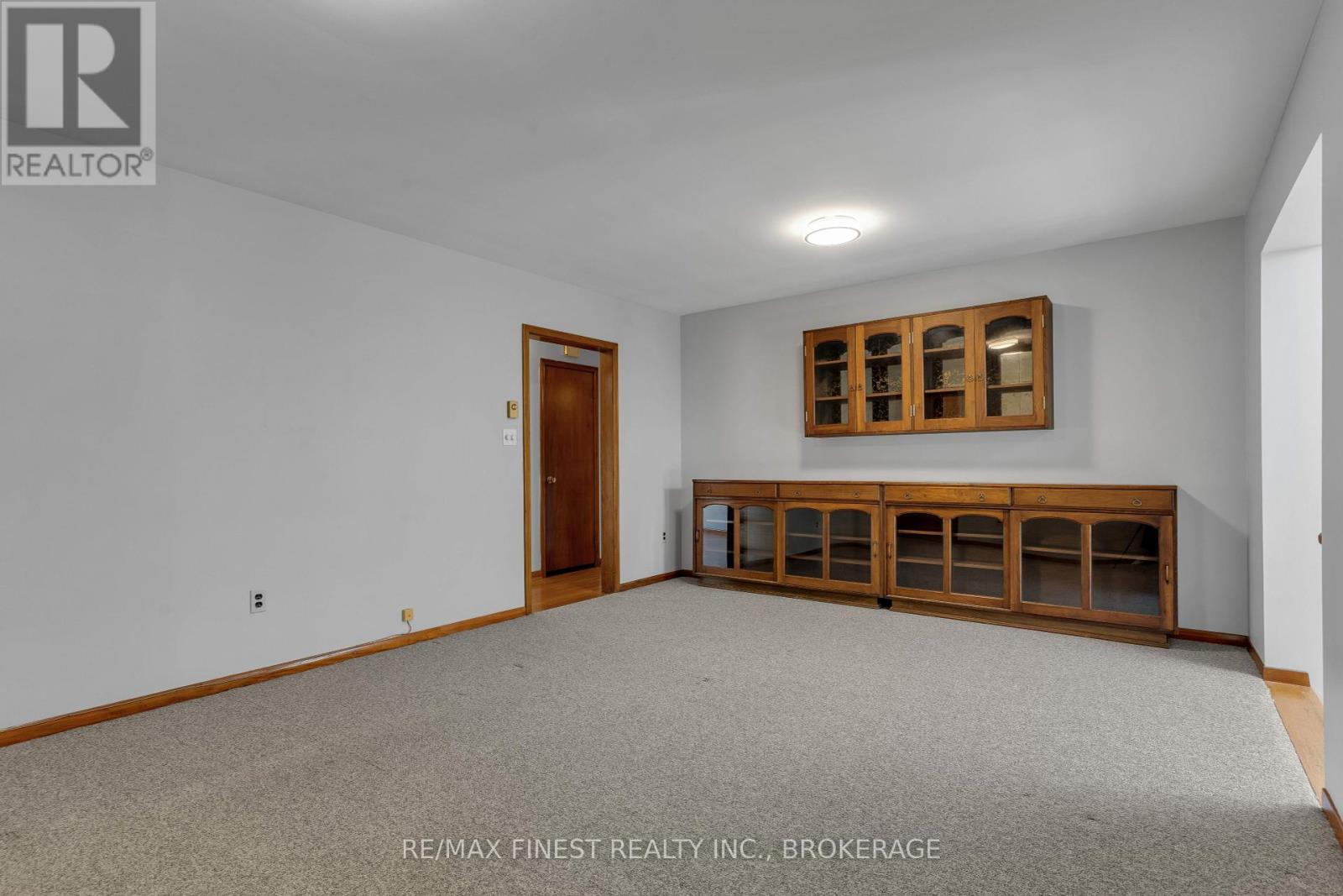 167 Sherman Street, Kingston, Ontario  K7M 4G9 - Photo 4 - X12057091
