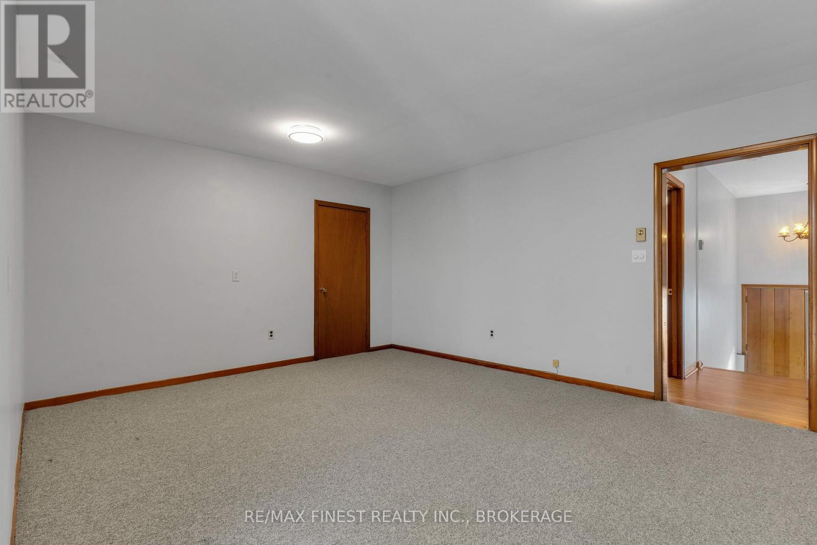 167 Sherman Street, Kingston, Ontario  K7M 4G9 - Photo 7 - X12057091