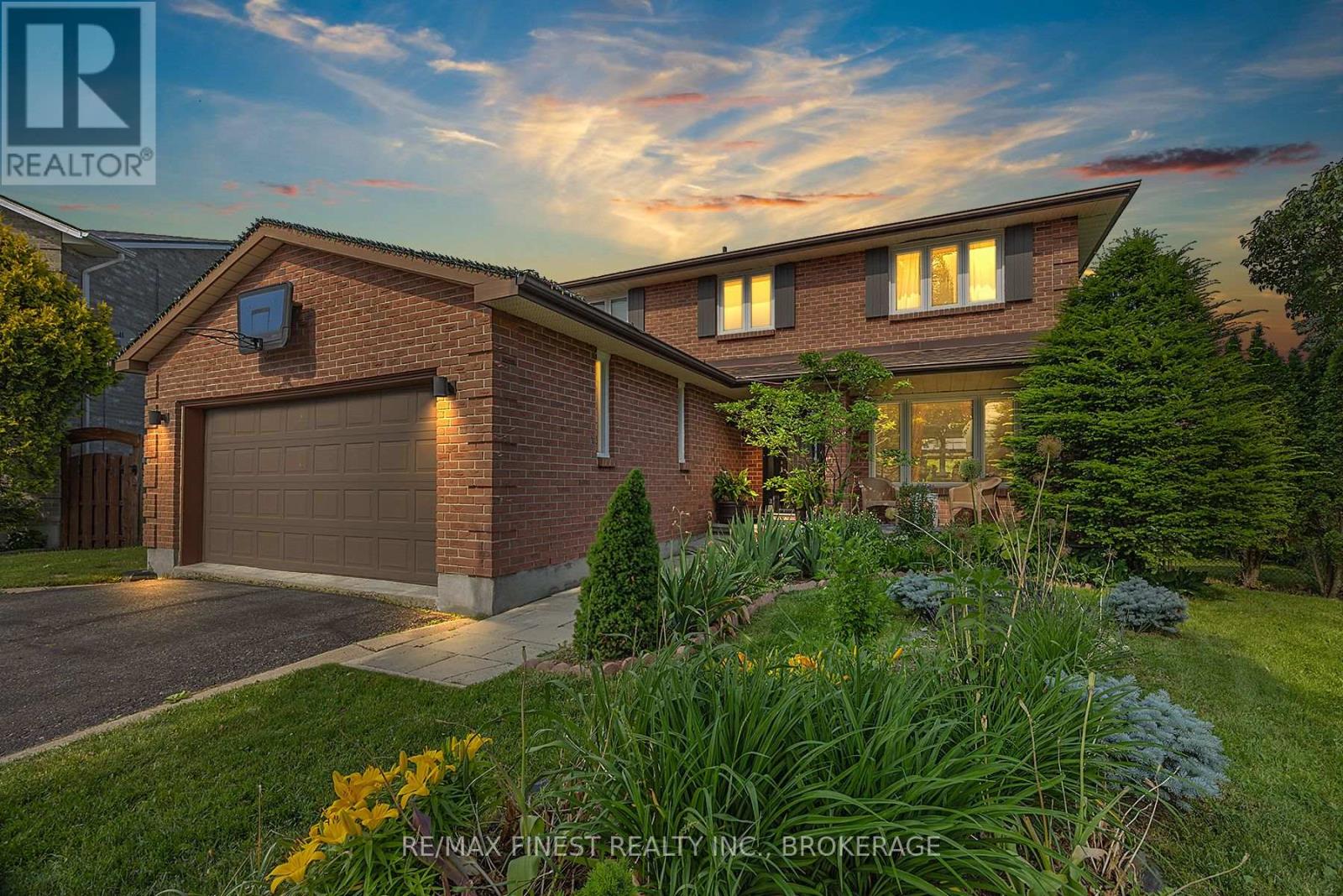678 SUMMERFIELD PLACE, Kingston, Ontario