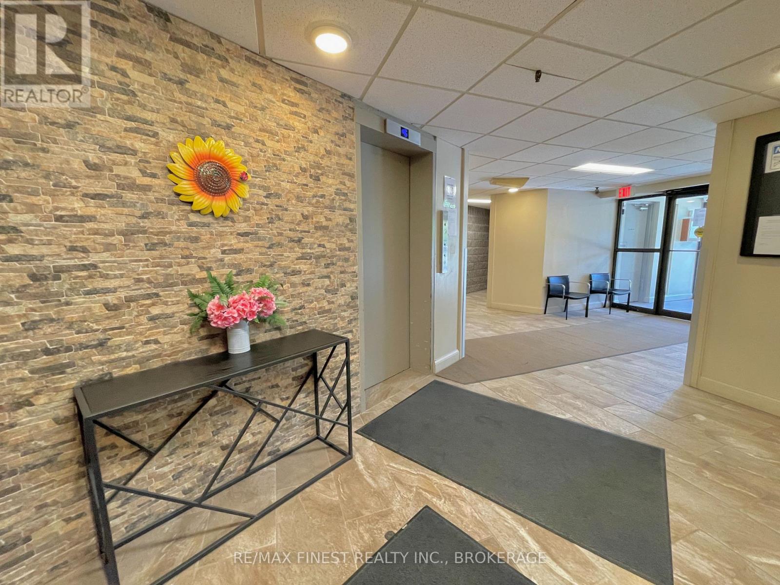 602 - 17 Eldon Hall Place, Kingston, Ontario  K7M 7H5 - Photo 18 - X12059123