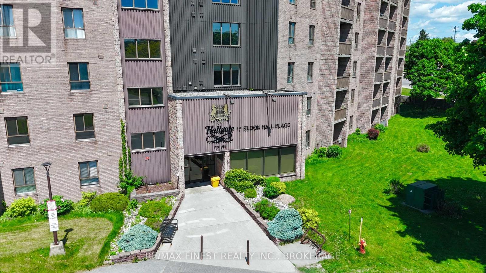 602 - 17 Eldon Hall Place, Kingston, Ontario  K7M 7H5 - Photo 3 - X12059123