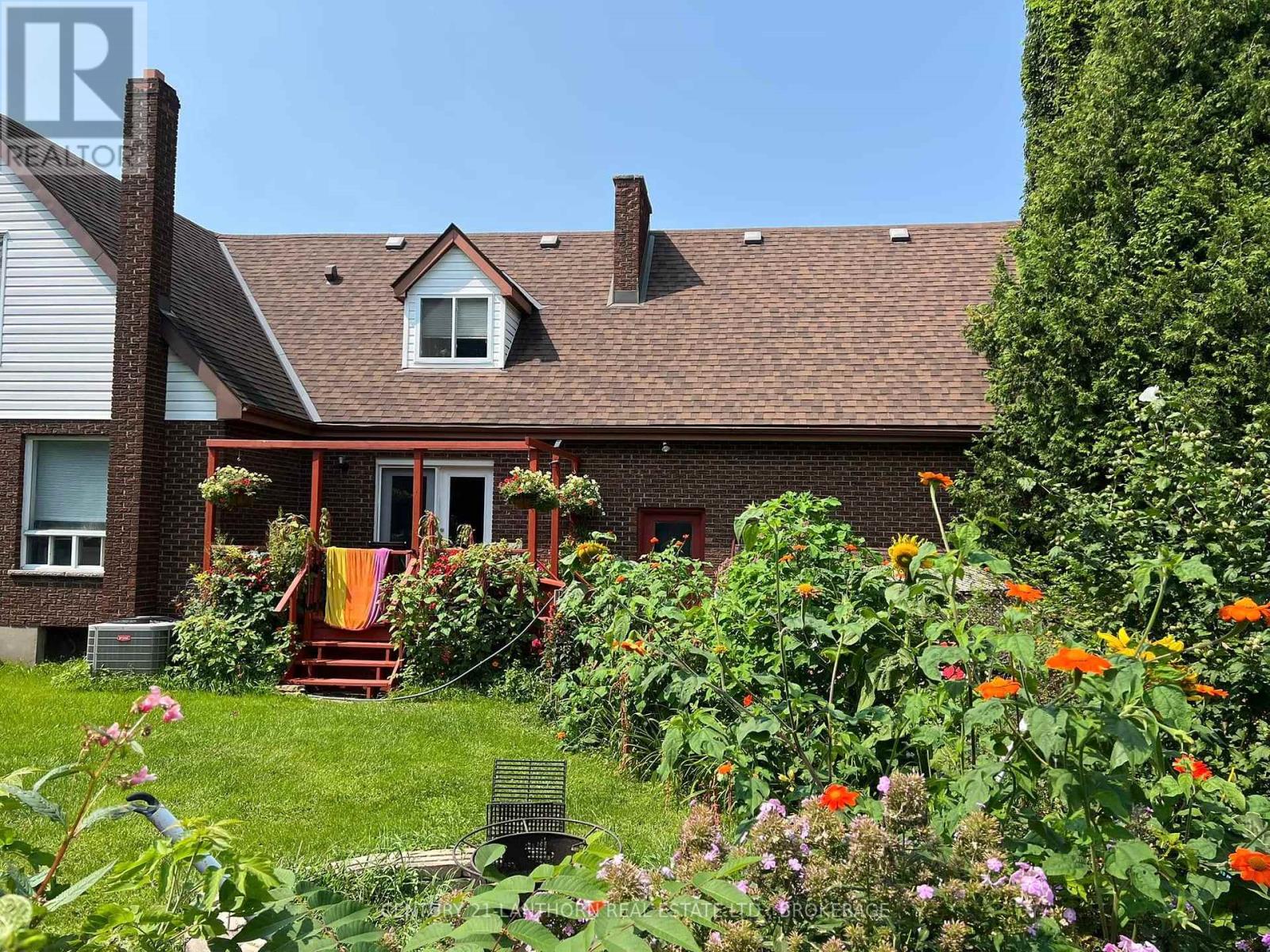 5687 Cherry Street, South Dundas, Ontario  K0C 1X0 - Photo 2 - X12059701