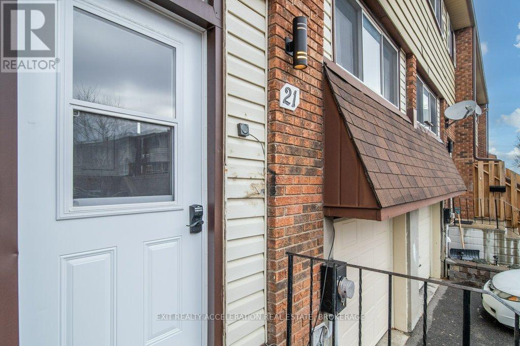 21 Meadow Lane, Greater Napanee, Ontario  K7R 3R8 - Photo 4 - X12060186